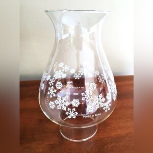 Vintage PYREX 7" Chimney Clear Glass white Snowflake design Hurricane Lamp Shade